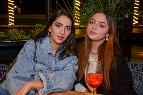 Luciana Veyán y Elexa