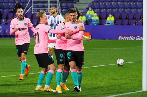 El esquema del Barça rompe la organización de su rival y ganan 2-0 