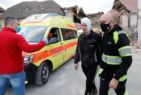 El terremoto se produjo cuando Croacia está fuertemente afectada por la segunda oleada de la pandemia del coronavirus.