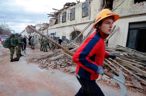 El terremoto se produjo cuando Croacia está fuertemente afectada por la segunda oleada de la pandemia del coronavirus.