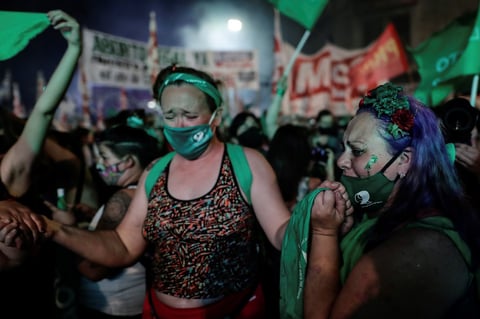 Celebran en Argentina la despenalización del aborto