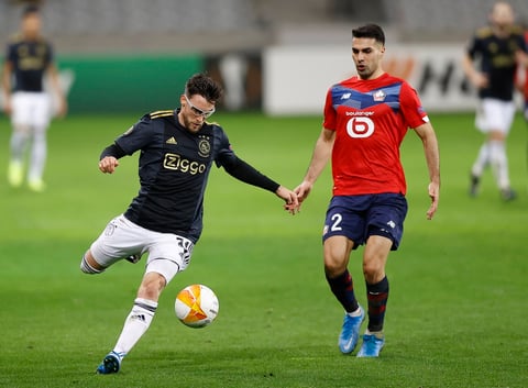 El equipo del mexicano Edson Álvarez remontó ante Lille