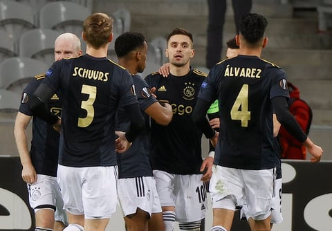 El equipo del mexicano Edson Álvarez remontó ante Lille