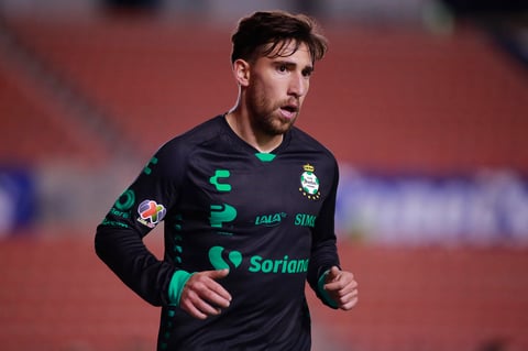 Nicolás Ibañez le dio la victoria al Atlético