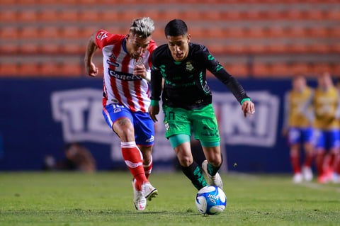 Nicolás Ibañez le dio la victoria al Atlético