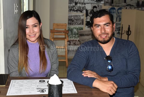 19022021 Olga Alvarado y Aarón Domínguez.