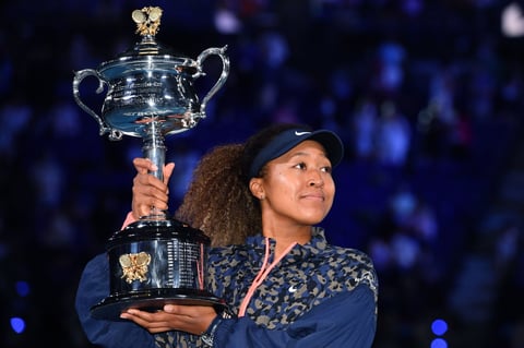 Los problemas de Naomi Osaka en los torneos del Grand Slam llegan en la primera semana. Sin embargo, cuando supera esa fase en los mejores en pista dura comienza a prepararse para grabar su nombre en el trofeo.