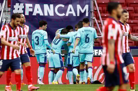 El Atlético afrontó el duelo con relevantes ausencias como la de Yannick Carrasco, por una lesión; Stefan Savic y Saúl Ñíguez, por acumulación de tarjetas; Héctor Herrera, por COVID-19; el croata Sime Vrsaljko por molestias y Kieran Trippier por una sanción hasta el 28 de febrero.