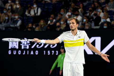Djokovic vence a Medvedev y gana su noveno Abierto de Australia