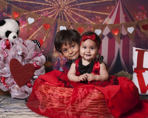 21022021 Franco y Regina Magallanes Segobia celebrando el día de san valentín.