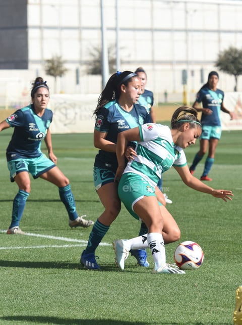 Empatan Guerreras del Santos Laguna con Puebla
