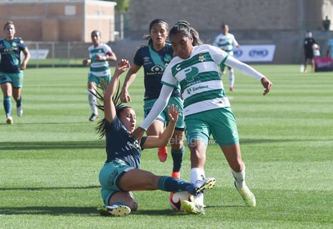 Empatan Guerreras del Santos Laguna con Puebla