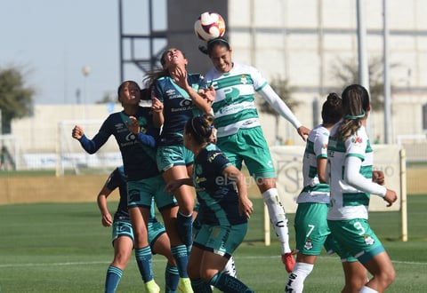 Empatan Guerreras del Santos Laguna con Puebla