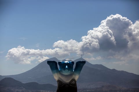 Volcán de Fuego en Guatemala registra al menos 10 erupciones por hora