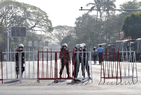 Protestan contra nuevas elecciones en Myanmar