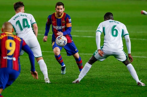 Messi impulsa al Barcelona con victoria en LaLiga