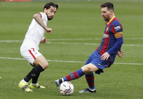 Los goles de Dembélé y otro del argentino Leo Messi les da la victoria ante Sevilla 