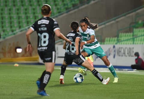 Guerreras del Santos Laguna empatan ante el sotanero Necaxa