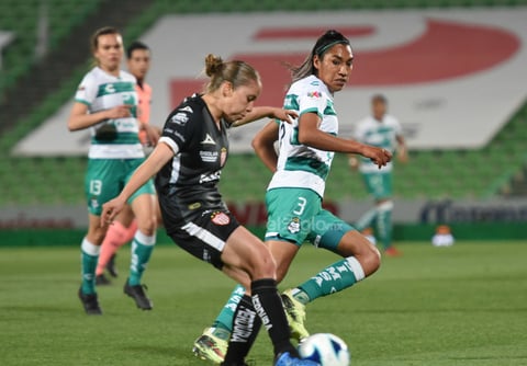 Guerreras del Santos Laguna empatan ante el sotanero Necaxa