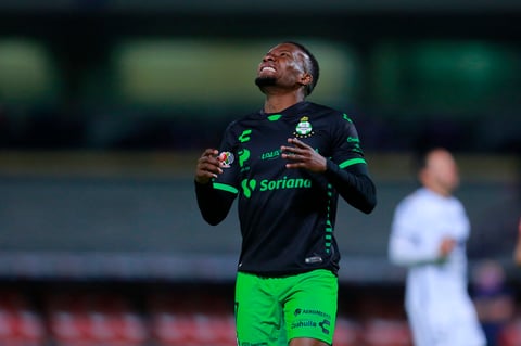 Pumas vence a Santos Laguna con gol de Juan Ignacio Dinenno