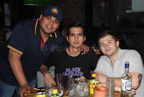09032021 César Chávez, Alfredo Chávez y Antonio Leice.