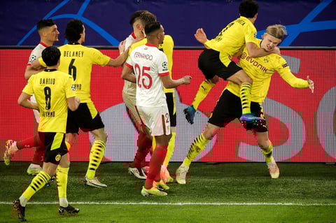 Dos goles de Haaland sellan la eliminatoria del Sevilla en Champions