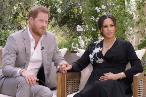 11032021 CASA REAL.  Mandan comunicado luego de la entrevista de Henry y Meghan el pasado domingo con Oprah.