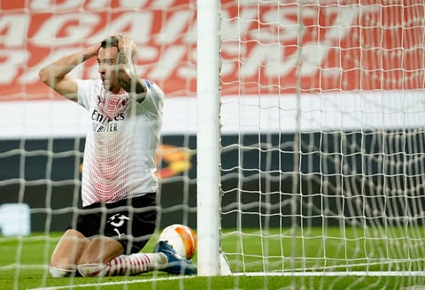 Milan sustrae agónico empate ante Manchester United en octavos de la Europa League