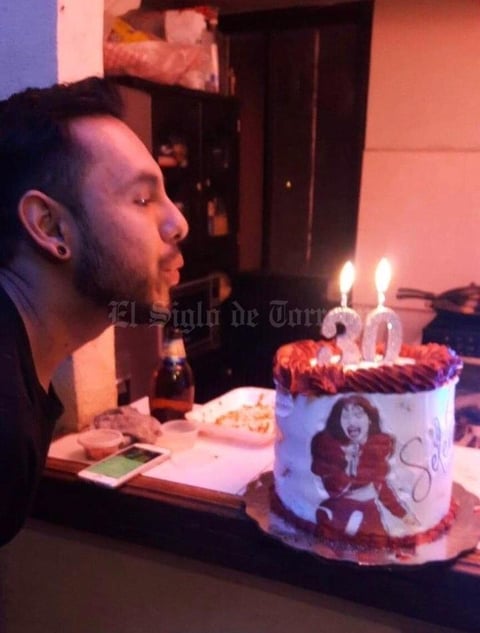 13032021  Daniel celebró un año más de vida.