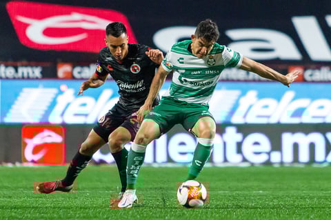 Santos vence a Xolos como visitante con gol de Félix Torres