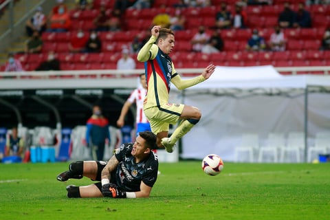 América se queda con el Clásico Nacional tras goleada a Chivas