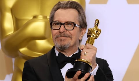 MEJOR ACTOR: Gary Oldman (Mank)