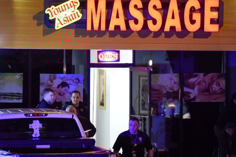 Mueren al menos ocho personas en tiroteos en salas de masajes de Atlanta