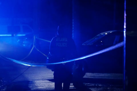 Mueren al menos ocho personas en tiroteos en salas de masajes de Atlanta