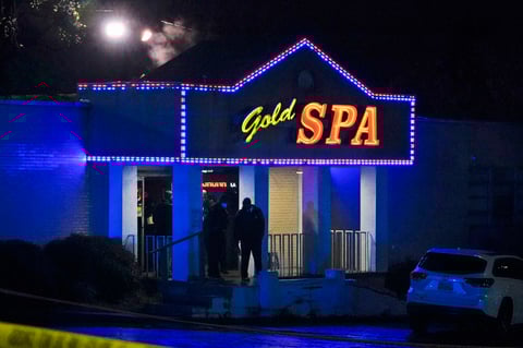 Mueren al menos ocho personas en tiroteos en salas de masajes de Atlanta