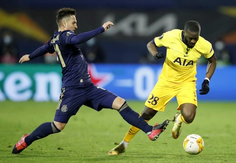 Dínamo de Zagreb hunde al Tottenham en la Europa League