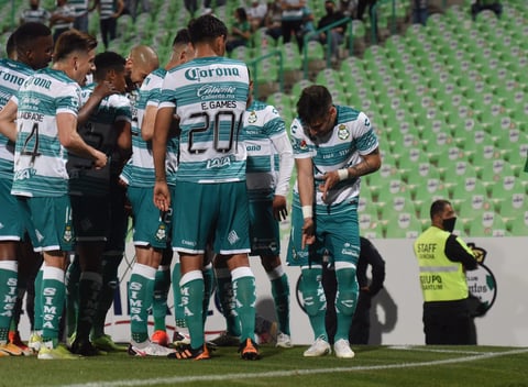 León derrota a Santos Laguna como visitante