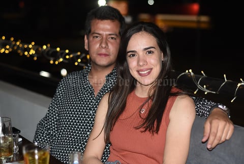 23032021 Vanessa Vera y Rolando Luna.