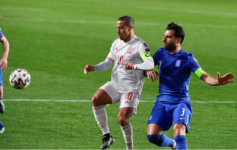 España debuta con empate ante Grecia en el clasificatorio a Qatar 2022