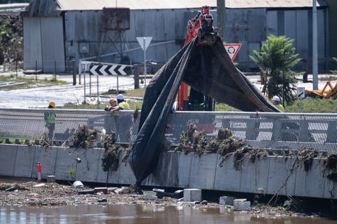 Inundaciones en Australia dejan dos muertos