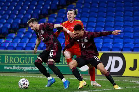 Sin Gareth Bale de titular, Gales vence a México en partido amistoso