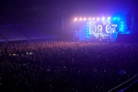 Love of Lesbian celebra el primer concierto masivo y sin sana distancia en Barcelona