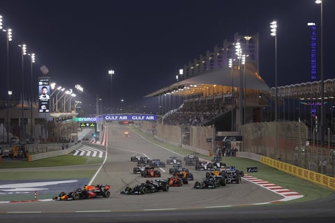 Hamilton arrebata la victoria a Verstappen en GP de Bahrein