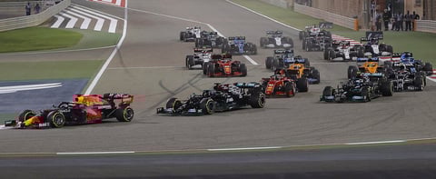 Hamilton arrebata la victoria a Verstappen en GP de Bahrein
