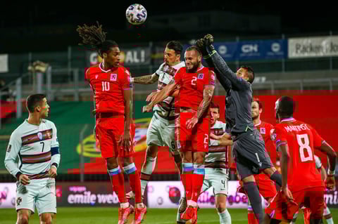 Portugal le dio la vuelta al marcador para vencer el martes 3-1 a Luxemburgo 