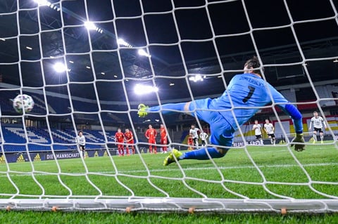 Alemania pierde por primera vez en 20 años eliminatoria mundialista
