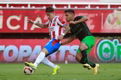 Santos Laguna empata ante Chivas en el Akron