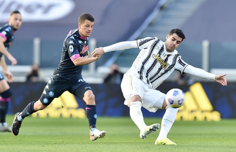 Cristiano y Dybala hunden al Nápoles en victoria de Serie A
