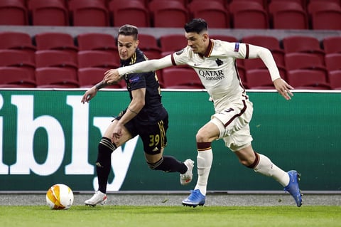 Lorenzo Pellegrini y Roger Ibáñez remontaron el marcador ante el Ajax 