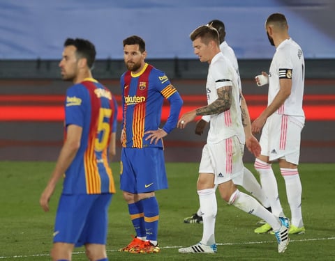 Real Madrid, líder provisional de LaLiga tras imponerse a la lluvia y al Barcelona